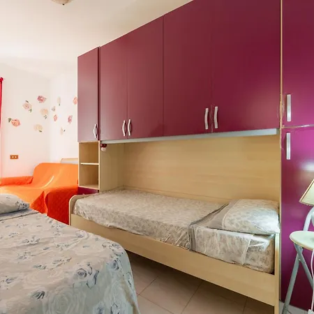Casa Vacanze Rossi * 卡拉赛达